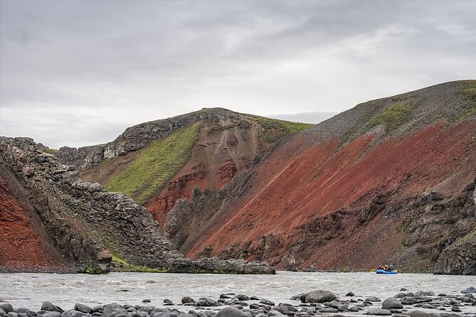 Top-Rated Family Rafting-Warm Drysuits, Volcanic Canyon, Epic Fun - A 10-kilometer run through volcanic canyon country