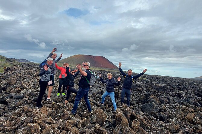Trekking in the Volcanoes Natural Park in a small group - Water is the practical issue you should not miss