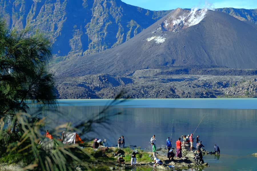 Trekking Rinjani One Day Trek Senaru Crater Rim - Starting in Senaru’s Rainforest