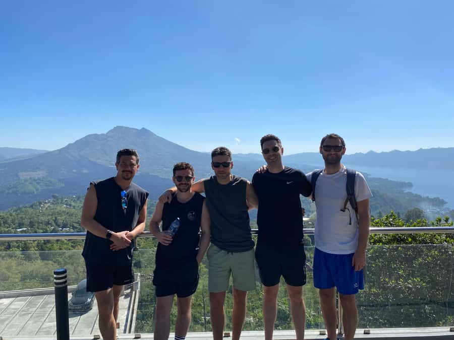 Ubud: Downhill Bike Tour with Rice Fields, Volcano and Meal - Lunch after the ride