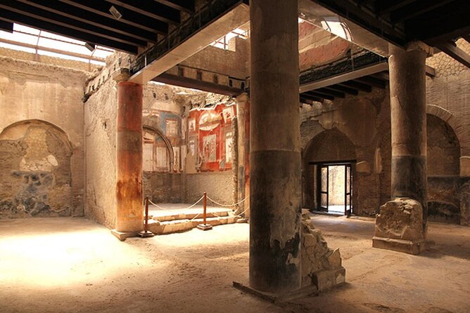 Vesuvius and Herculaneum Day Trip from Naples with Skip the Line - Why the ruins can be better than a rushed Pompeii visit