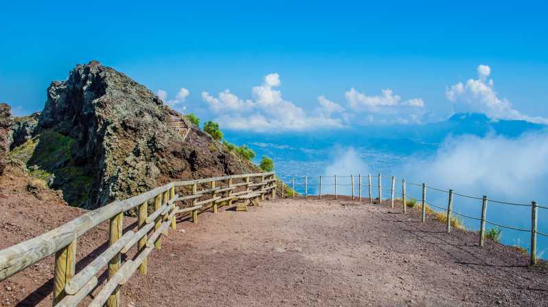 Vesuvius National Park Skip-The-Line Ticket and Audio Guide - Reaching the National Park gate