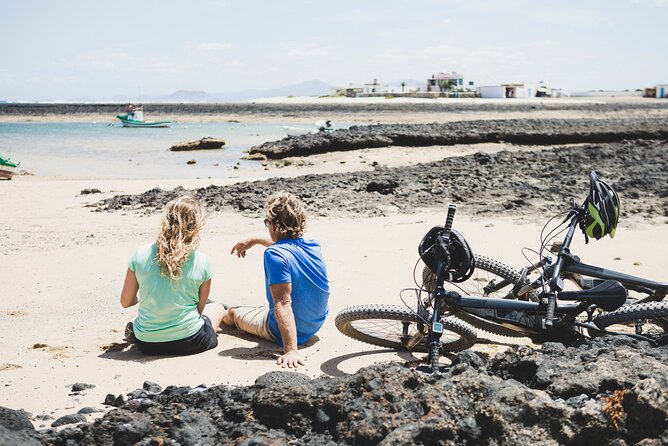 Volcanic Discovery PREMIUM eBike Tour: 35 km - Majanicho and the north shore