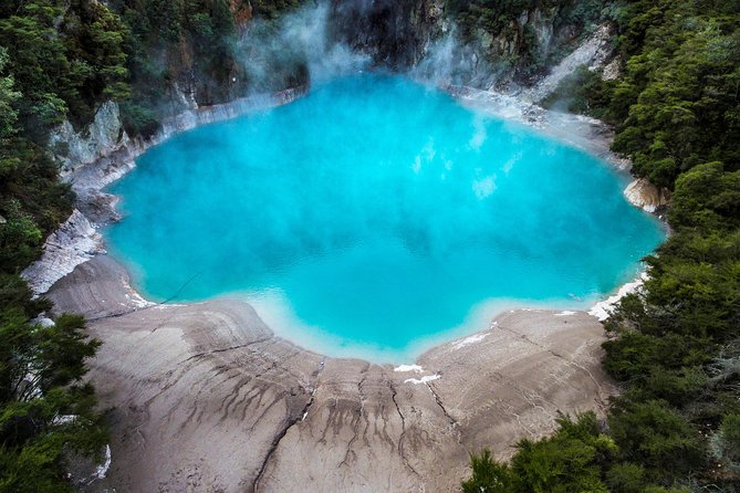 Volcanic Valley Self Guided Walking and Hiking at Waimangu - The shuttle bus is a real advantage