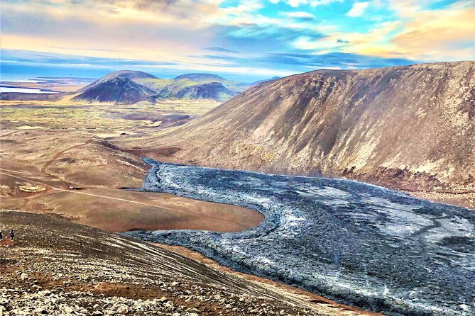 Volcano Eruption Site Hike from Reykjavik - Guides, group size, and the human side