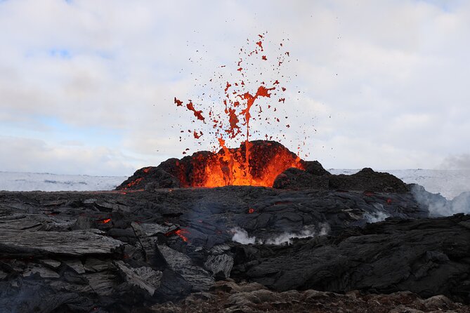 Volcano Hike and Grindavík Visit from Reykjavik - Key things to know before you book