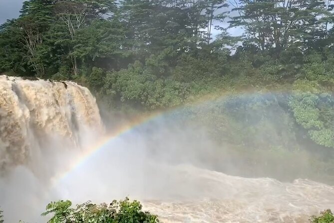 Volcano National Park and Rainbow Fall in Hilo, Hawaii - Entering Hawaiʻi Volcanoes National Park