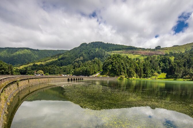 Volcano of Sete Cidades Private Tour - Vista do Rei shows the famous caldera