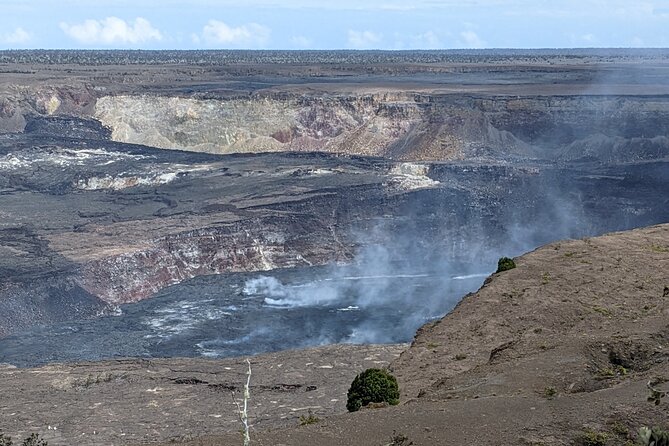 Volcano Tour from Kona - Rainbow Falls and the route beyond the park