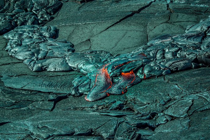 Volcano Tour on Reykjanes Peninsula Including Icelandic Snacks - What this Reykjanes volcano tour is really like