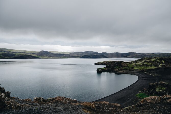 Volcano Tour on Reykjanes Peninsula Including Icelandic Snacks - Icelandic snacks: a minor extra, not a reason to book
