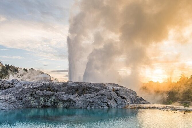 Waitomo Glow Worm Caves & Te Puia - Rotorua's Geothermal Valley - Why this Auckland day trip makes sense