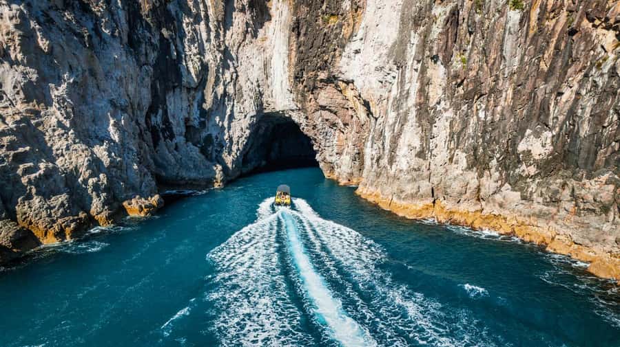 Whitianga: 2-Hour Cathedral Cove and Volcanic Coast Cruise - Price, comfort, and overall value