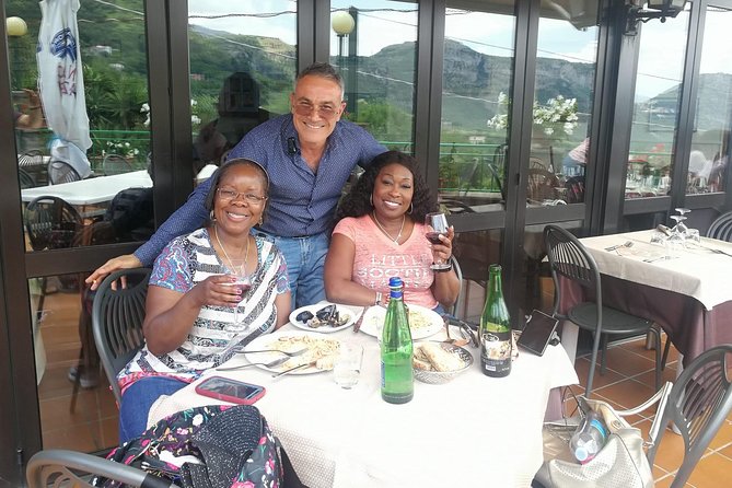 Wine & Food Tour at the Vesuvius Winery - Wine tasting with a Neapolitan meal