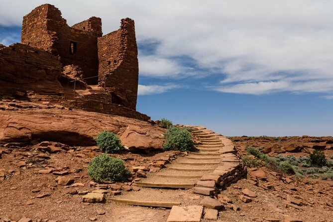 Wupatki and Sunset Crater National Monuments from Phoenix - Private Tour - Sunset Crater and the story behind the cinders
