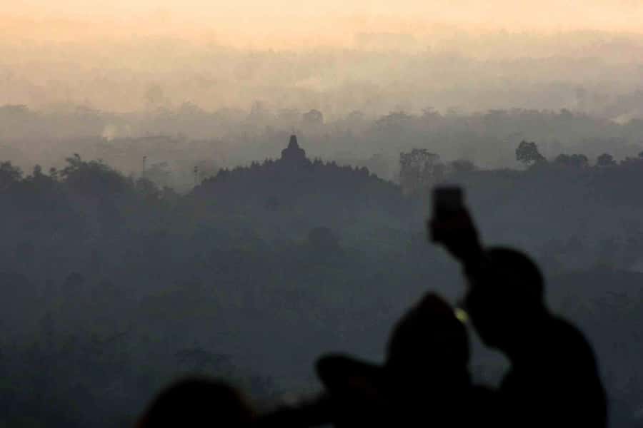 yogyakarta: Borobudur sunrise, Merapi volcano & Prambanan - Key points at a glance