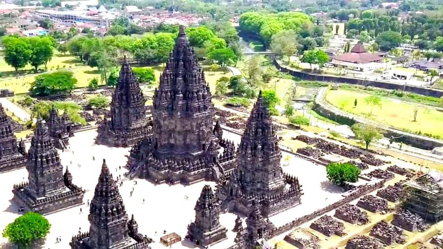 yogyakarta: Borobudur sunrise, Merapi volcano & Prambanan - Final verdict: a smart first look at Central Java