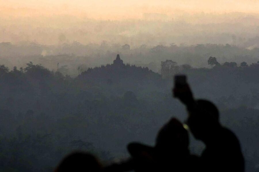 yogyakarta: Borobudur sunrise, Merapi volcano & Prambanan - Prambanan and the stories carved in stone