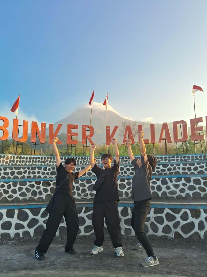 Yogyakarta Jeep Adventure 4wd Lava Tour Merapi - Guides who add value beyond the volcano