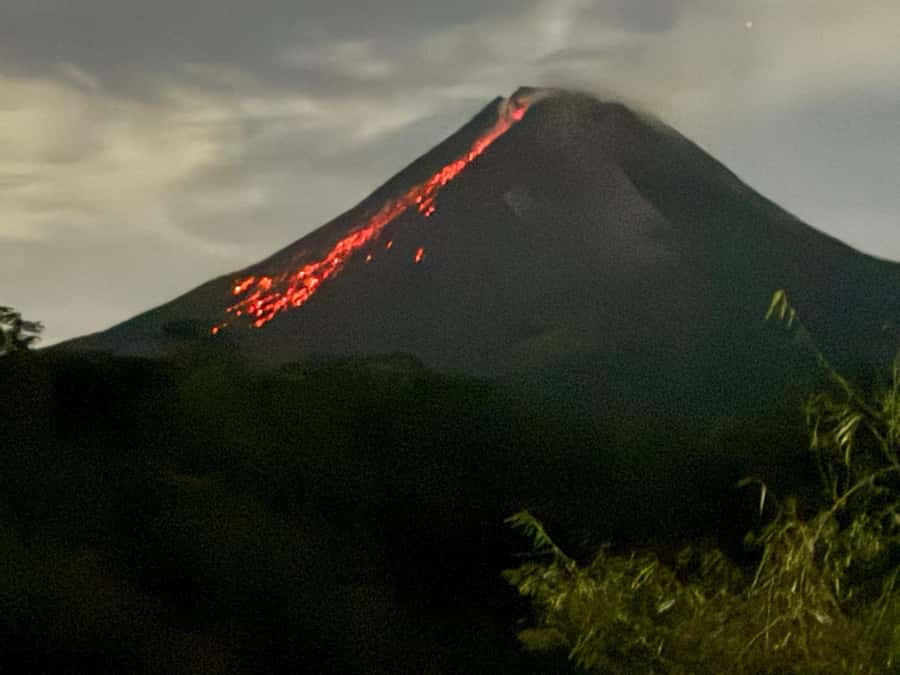 Yogyakarta: Merapi Volcano Lava View with Turgo Hill option - Leaving Yogyakarta after dark
