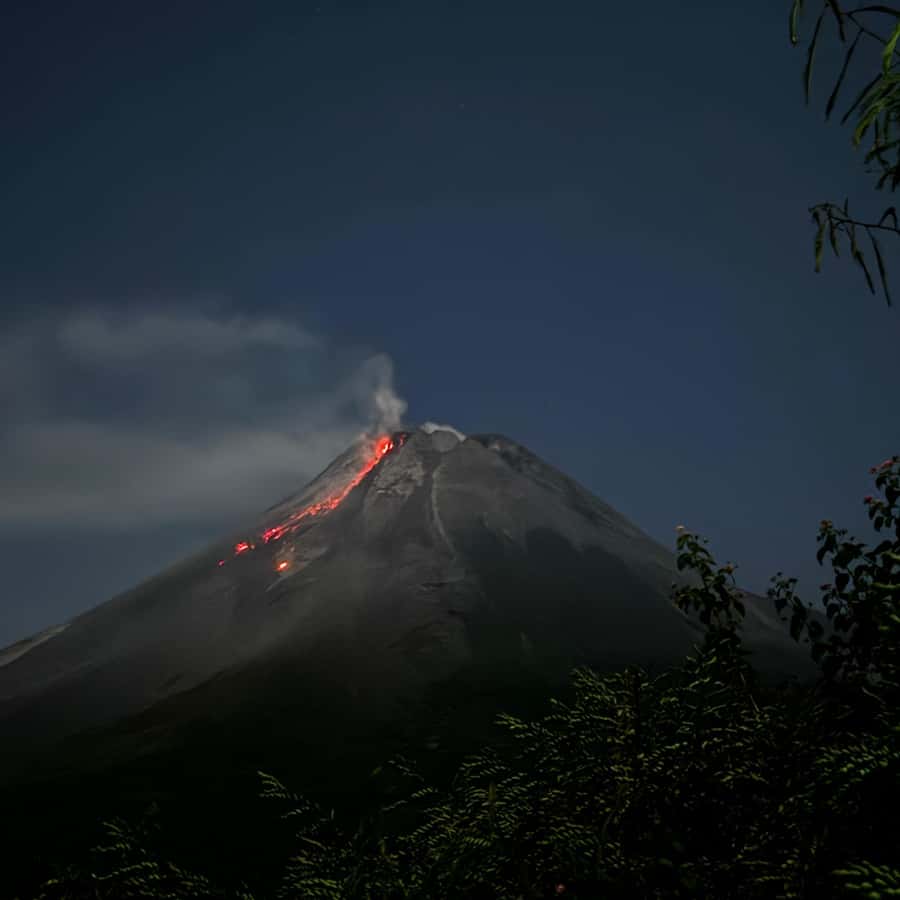 Yogyakarta Volcano: Merapi Volcano on Hilltop (Lava Viewing) - The sunrise option begins at 3 a.m.